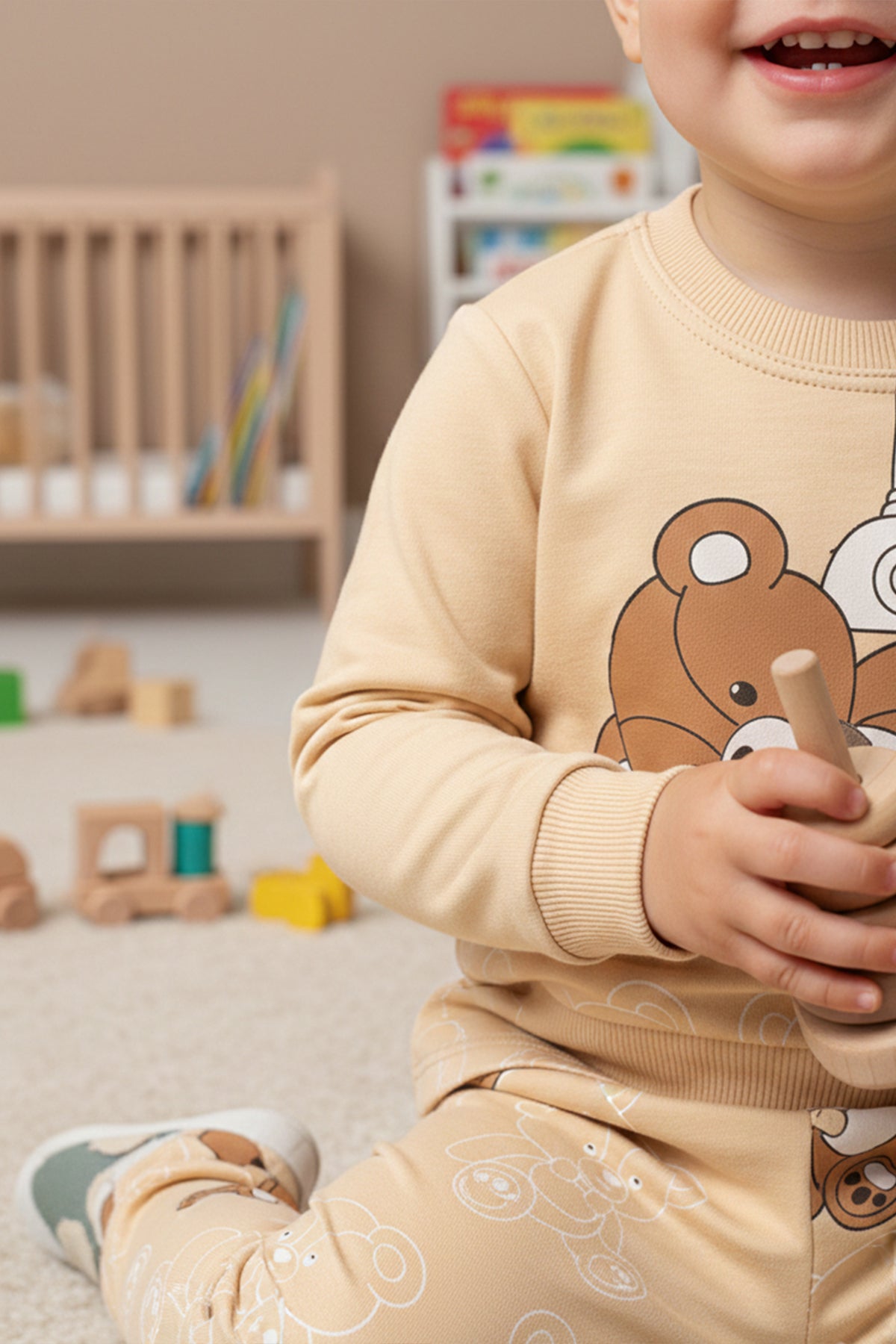 Sallanan Ayı Krem Pijama Takımı 1-6 Yaş
