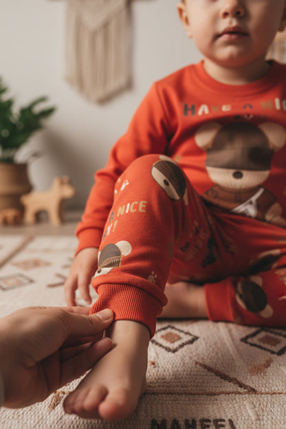 Kırmızı Şapkalı Ayı Pijama Takımı